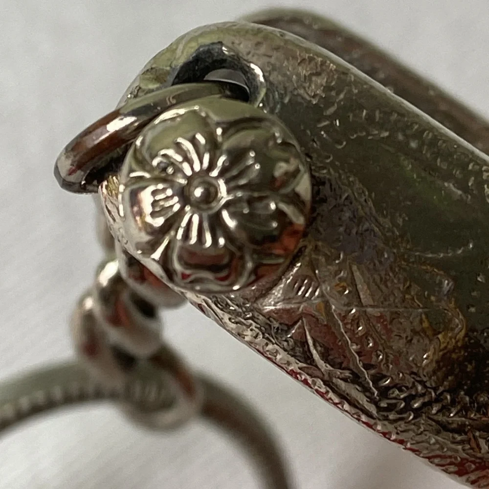 Vintage Western Spur Keychain Concho Style Silver look Yellowstone Aspen feels